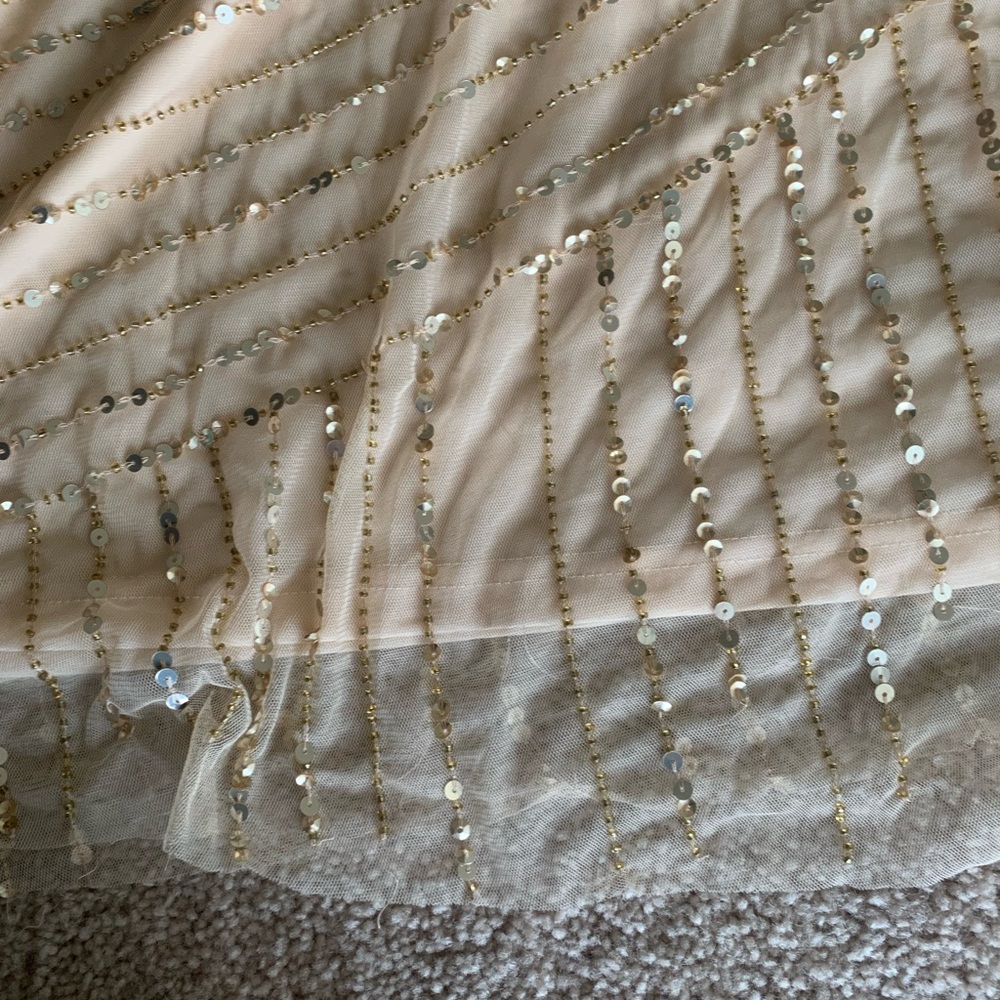 NWT Aidan mattox light gold sequin gown - Picture 4 of 10